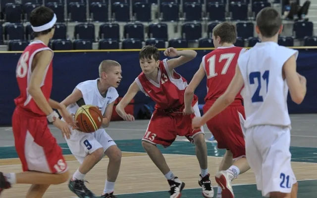 Pod Ještědem odstartoval turnaj, který má mládež přitáhnout k basketbalu. Foto: Jan Vrabec