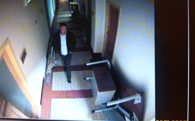 Poznáváte je? Tahle dvojice možná vykradla tři firmy v Liberci. Foto: Policie ČR