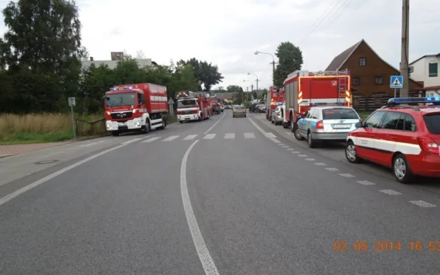 V Zákupech se propadla střecha bývalé mlékárny. Foto: HZSLK