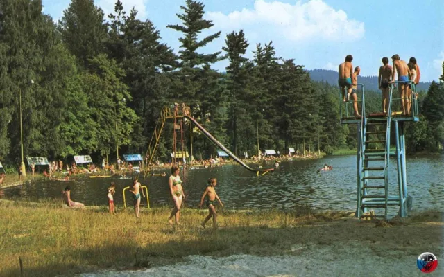 Novovesské koupaliště. Foto: 25 ro(cků bez opony