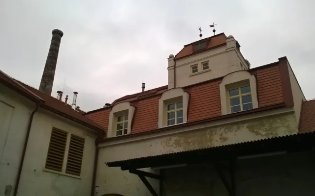 Areál pivovaru.