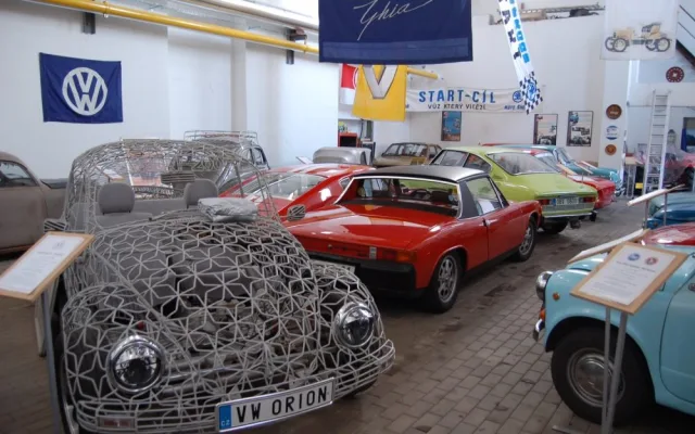 Automuzeum