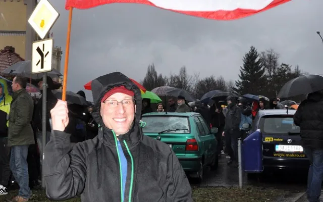 Americký konvoj je v Liberci. Poslední vojáci dorazili po desáté večer