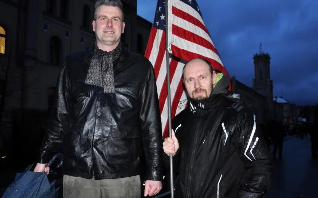Americký konvoj je v Liberci. Poslední vojáci dorazili po desáté večer