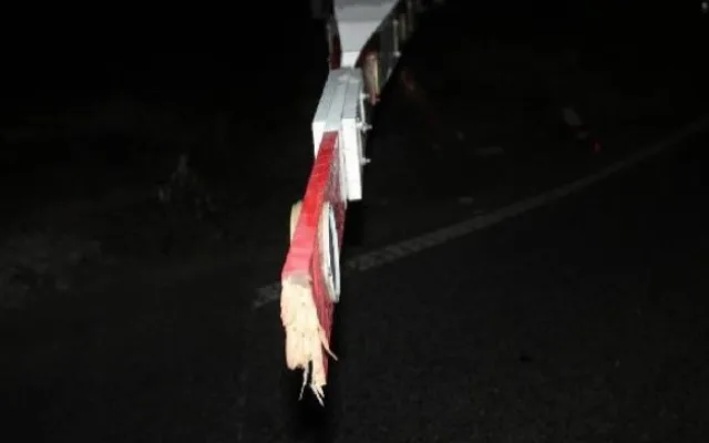 Závoru v Horní Polici přerazil kamion. Foto: Policie ČR