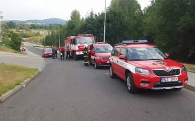 V ulici Seniorů hořelo. Požár nejspíš způsobila klimatizace. Foto: David Fišer