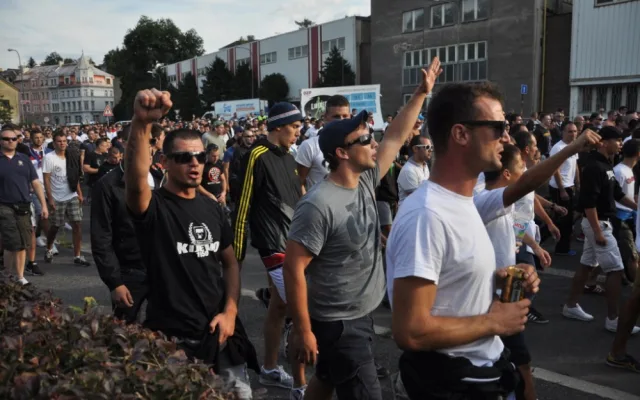 Chorvatští fanoušci mají za sebou pochod Libercem