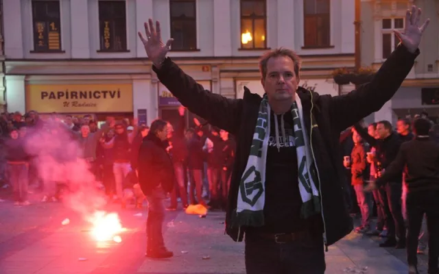 Libercem prošel pochod fanoušků Groningenu, policie musela zasahovat