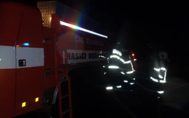 Hasiči z Frýdlantska mají za sebou bezesnou noc