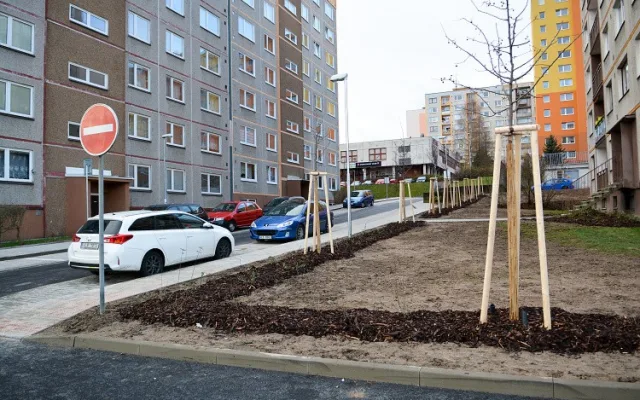 V Rochlici se v pondělí otevřel nový kruhový objezd