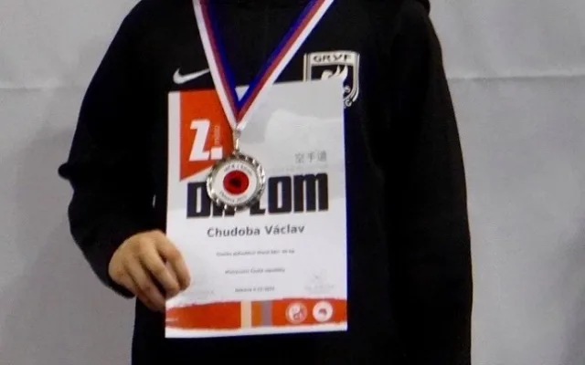 Vašek Chudoba vybojoval v kumite žáci stříbrnou medaili