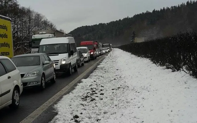 Kolona u Hodkovic nad Mohelkou