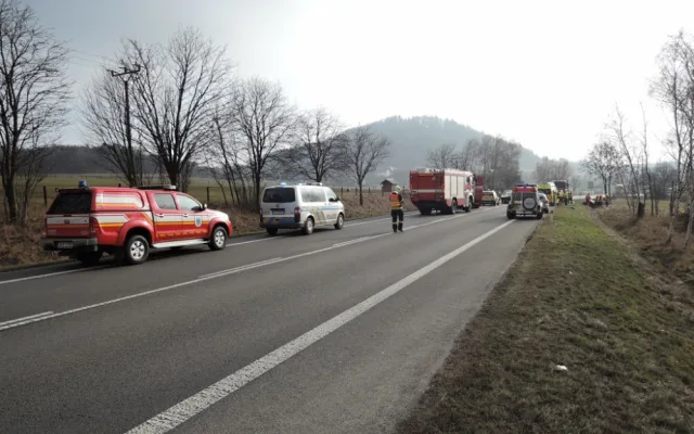 Další tragická nehoda. Při dopravní nehodě u Rynoltic zemřel člověk