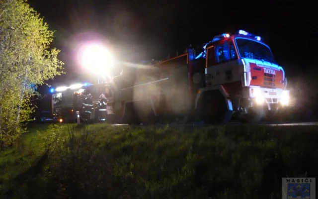 Na obchvatu Hrádku nad Nisou havarovalo Mini, řidič skončil v nemocnici