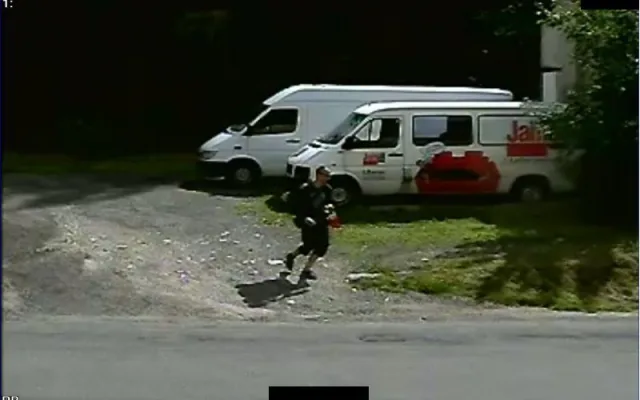 Poznáváte tohohle muže? Policisté by sis s ním rádi promluvili