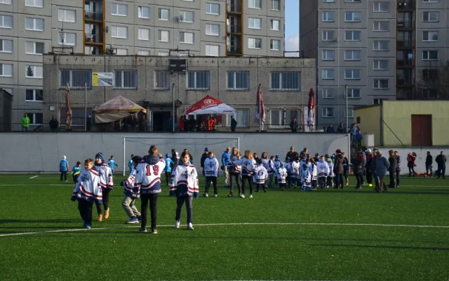 Frýdlantské "péefko" opět vytvořili místní. Na novoročence budou dvě stovky sportovců