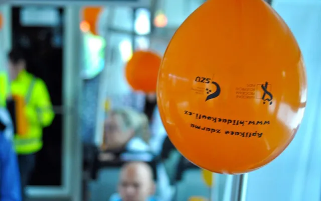 Osvětová tramvaj proti AIDS opět vyrazila do ulic Liberce
