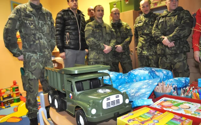 Na dětském oddělení liberecké nemocnice se již nadělovaly dárky