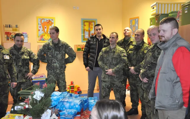 Na dětském oddělení liberecké nemocnice se již nadělovaly dárky