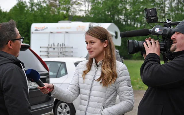 Už třetí den čekají novináři na Kajínka, milost zatím nedorazila