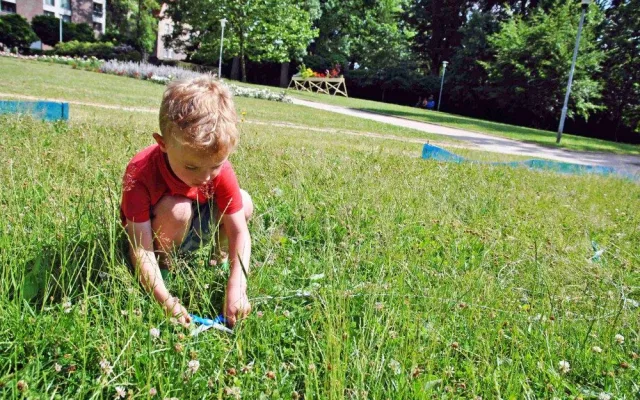 Výstava Objekt v parku Clam-Gallasů
