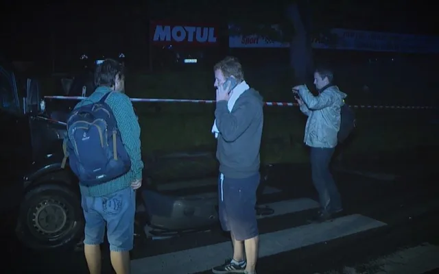 Dodávka kapely Wohnout se při cestě z Benátské! střetla s autobusem.