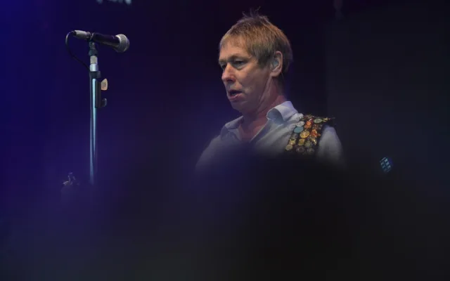 Status Quo po osmi letech v Liberci. Vesecký areál aplaudoval tříakordovému boogie.