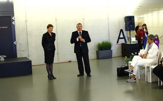 Přehlídku s překvapením zahájil rektor Zdeněk Kůs.
