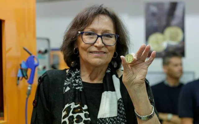 Marta Kubišová si v Jablonci vyrazila zlaťák se svou podobou.
