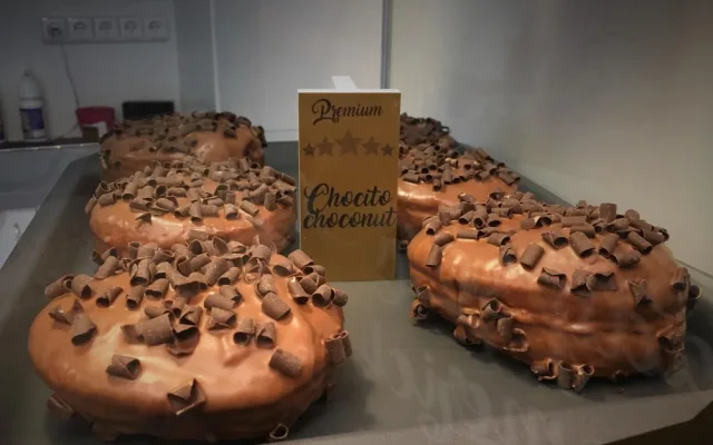Lucky Doughnut.