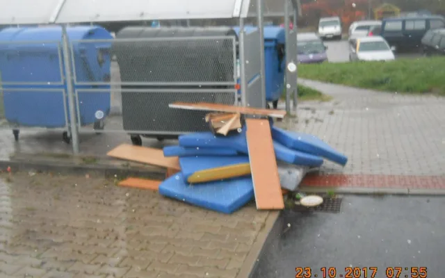 Nepořádek v Haškově ulici