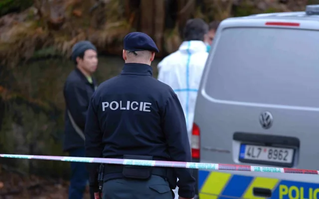 Policisté ve Vratislavicích vyšetřují přepadení večerky.
