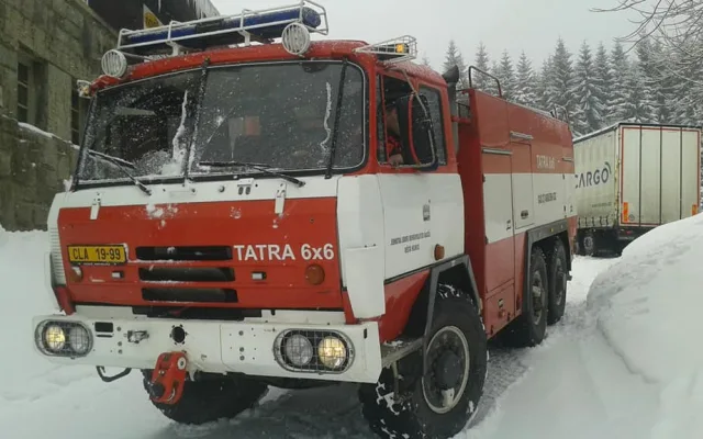 Kamion vyprostila Tatra 815