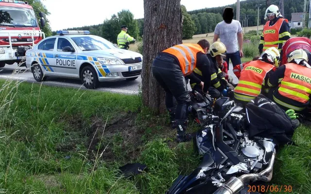 Nehoda motorkáře v Albrechticích.