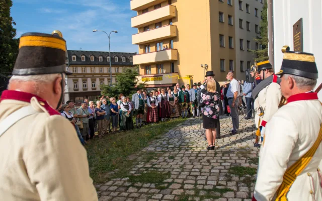 Odhalení pamětní desky
