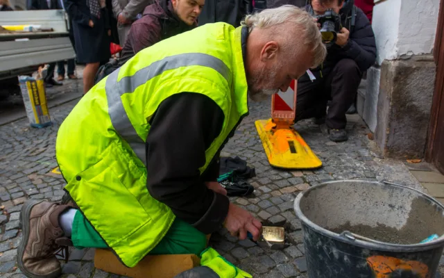 Slavnostní položení Kamenů zmizelých