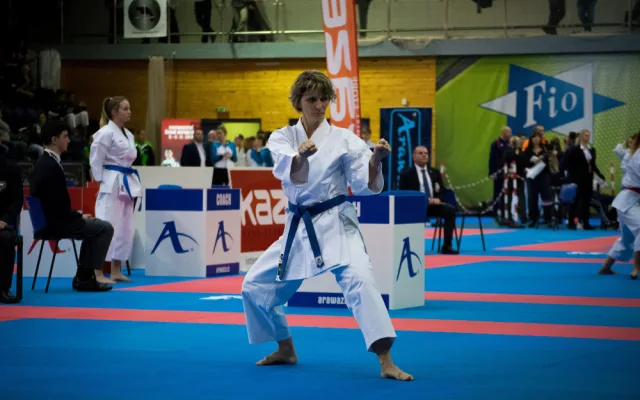 Lenka Bourová_stříbrná v kata Masters