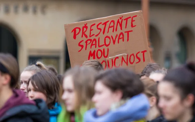 Stávka za klima proběhla dnes před libereckou radnicí