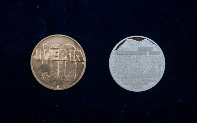 Limitovaná edice medailí pro Jizerskou 50.