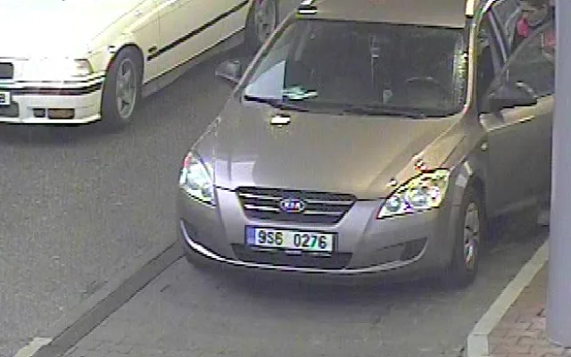 Neznámý řidič si v Liberci tankuje plnou, ale odjíždí bez placení. Policie se obrací na veřejnost