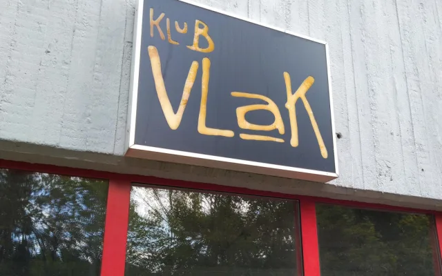 Roky zavřený hudební klub Vlak na kolejích prochází rekonstrukcí. Bude z něj tělocvična