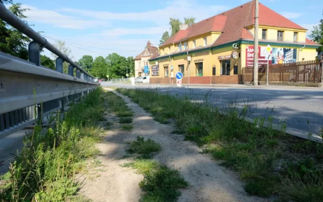 Nové chodníky i přechody. Frýdlant se pouští do oprav ulic Žitavská a Fügnerova