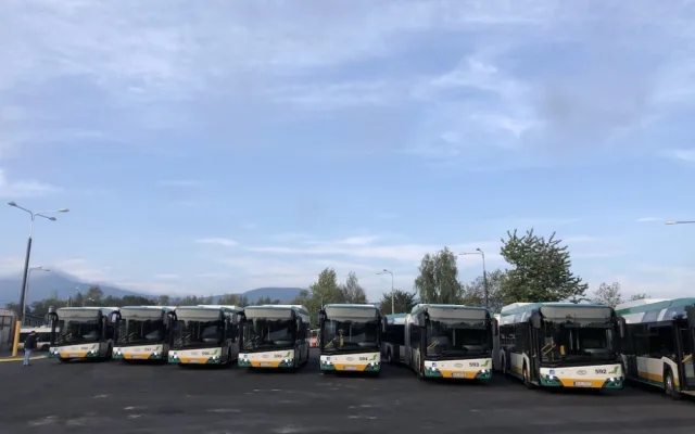 Dopravní podnik nasadí do provozu deset nových kloubových autobusů na zemní plyn