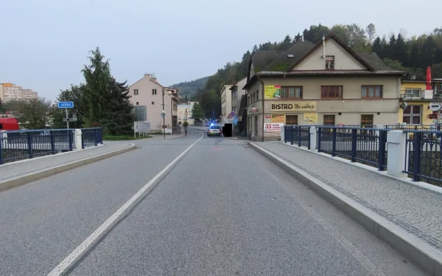 V opilosti se nevěnoval řízení a naboural zezadu do auta. Škoda se vyšplhala na 160 tisíc korun