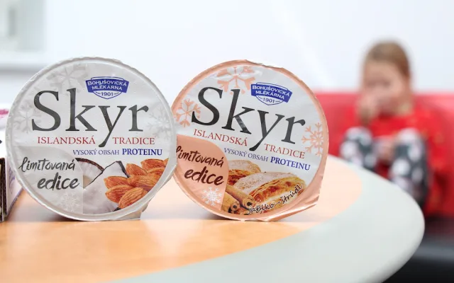 Islandská tradice v českých domovech. SKYR Bohušovické mlékárny zasytí, potěší a osladí vám den. A venku má novou zimní edici