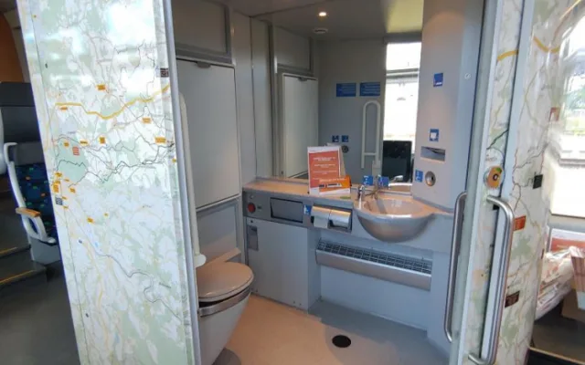 Die Länderbahn modernizuje flotilu vlaků. Nově nabízí wifi nebo velkorozměrovou mapu na toaletě