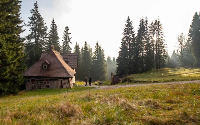 Jizerskohorská roubenka se dočkala uznání. Liščí bouda získala ocenění Patria Nostra