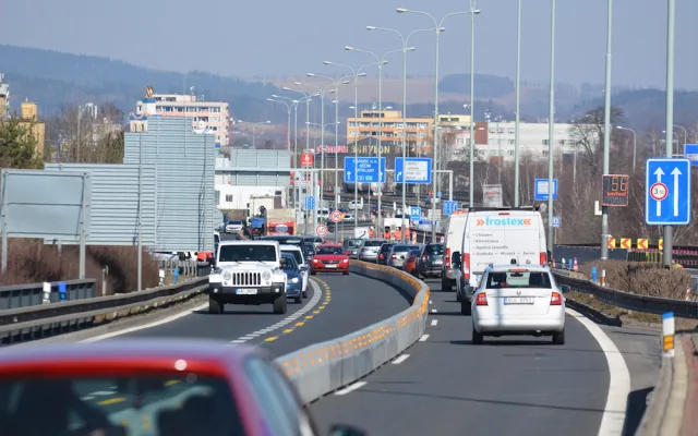 Rekonstrukce mostů na průtahu Libercem začala. Omezení potrvají rok a půl
