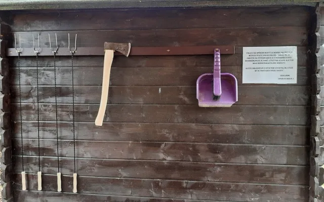 Veřejné ohniště ve Vesci dostalo novou podobu