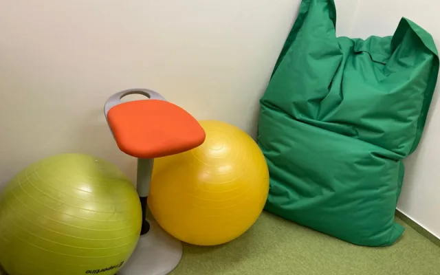 Gymnázium Frýdlant má unikátní relaxační studovnu. Vytváří zdravé pracovní prostředí